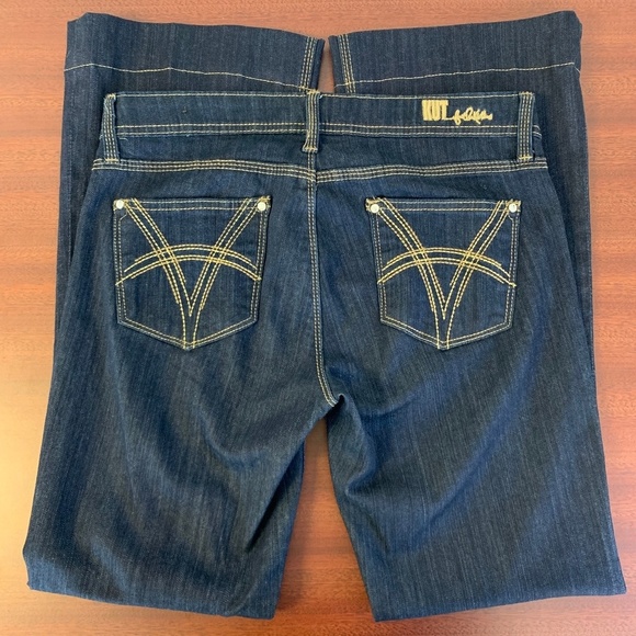 Kut from the Kloth Maggie Flare Gold Thread - Picture 5 of 8